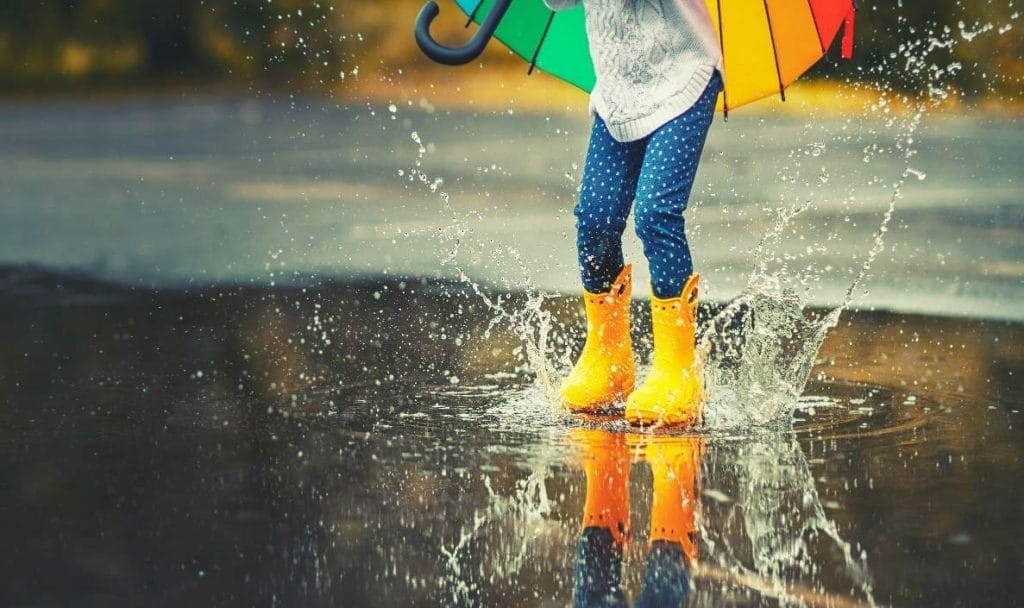 We answer the ultimate DIY question – “To paint or not to paint?” (when it is raining).