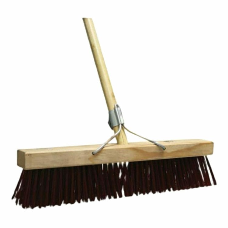 Academy Yard Broom